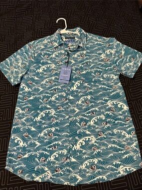 VSTR Men’s Short-Sleeve Skull Polo